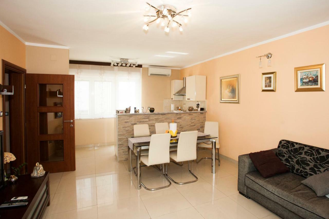 Apartment Dolores Split Exterior foto